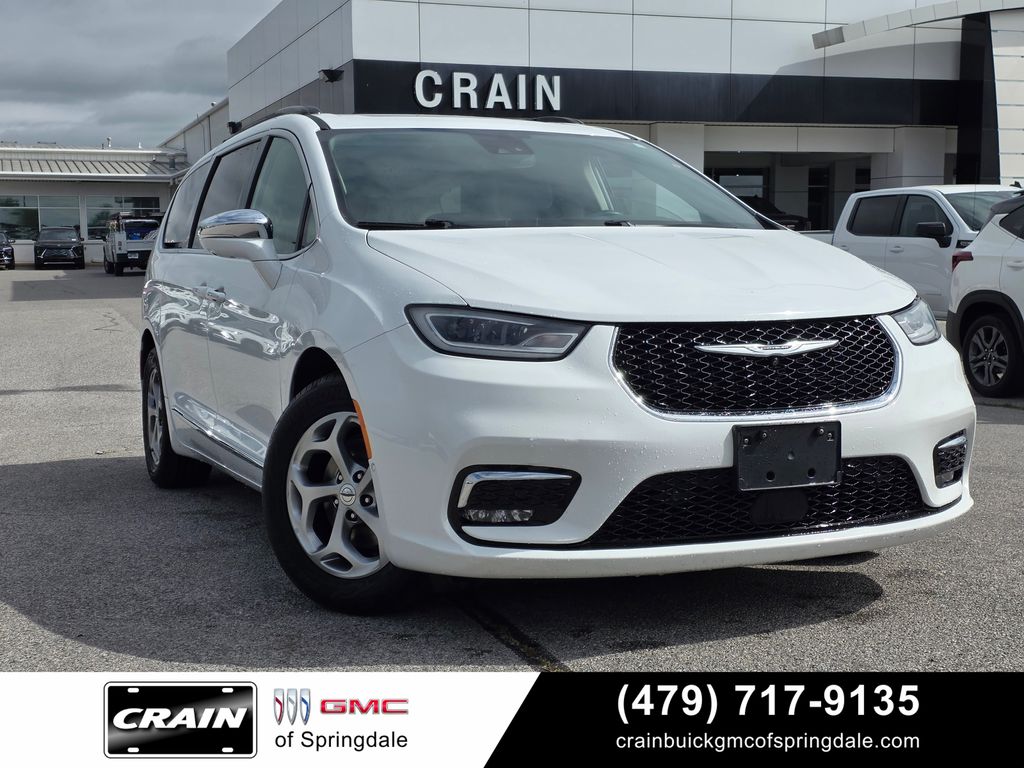 Bright White Clearcoat 2022 Chrysler Pacifica Minivan Front-Wheel Drive 9-Speed Automatic