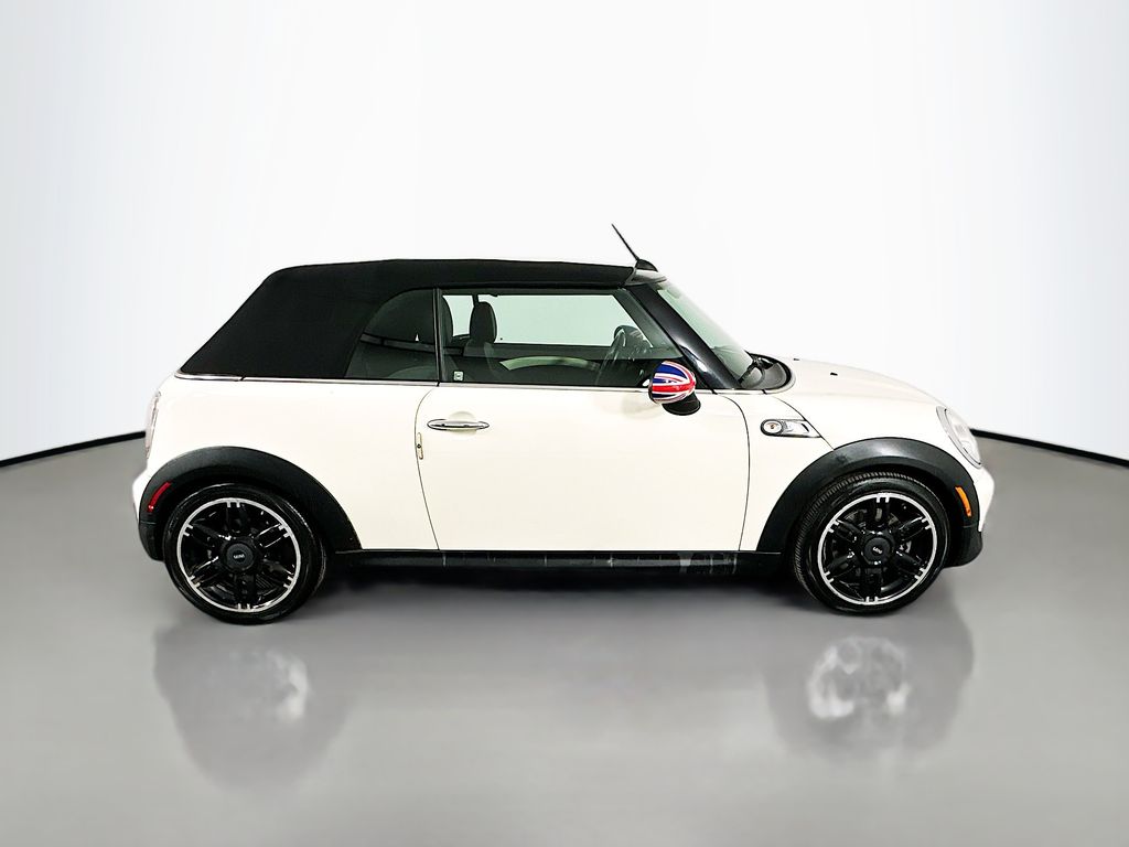 Thumbnail: 2015 MINI Cooper - 4
