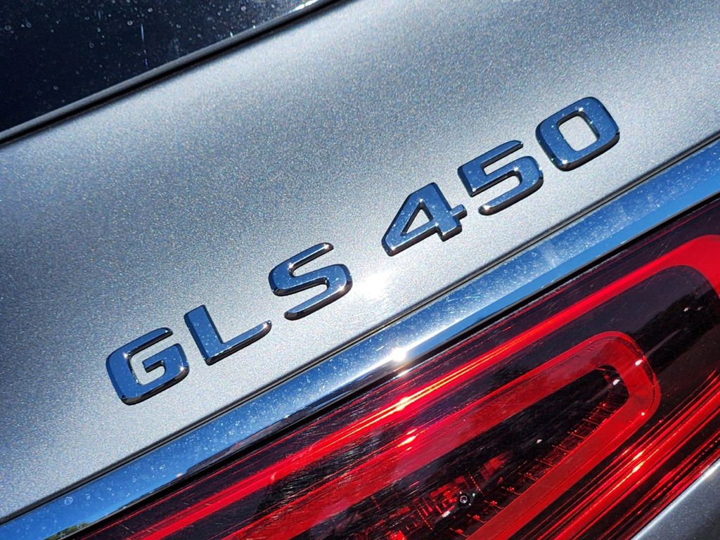 2021 Mercedes-Benz GLS GLS 450 12