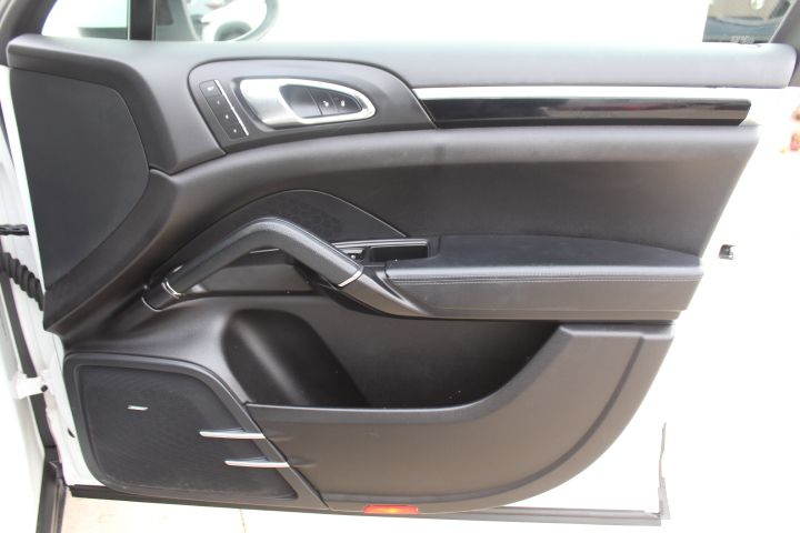 Used Car 2014 Porsche Cayenne  Base For Sale Under $15,000 In Georgetown, Texas