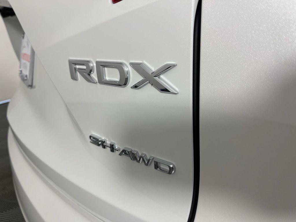 Thumbnail: 2026 Acura RDX - 18