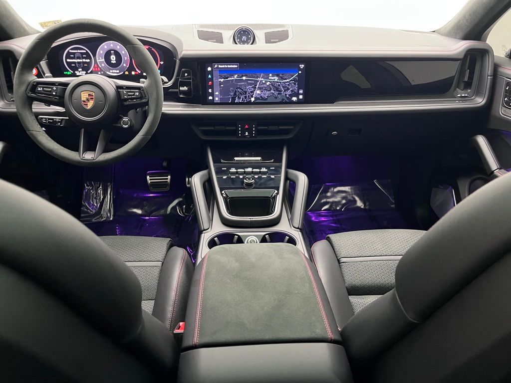2025 Porsche   23