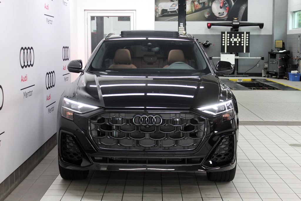 2025 Audi Q8 Premium Plus 9