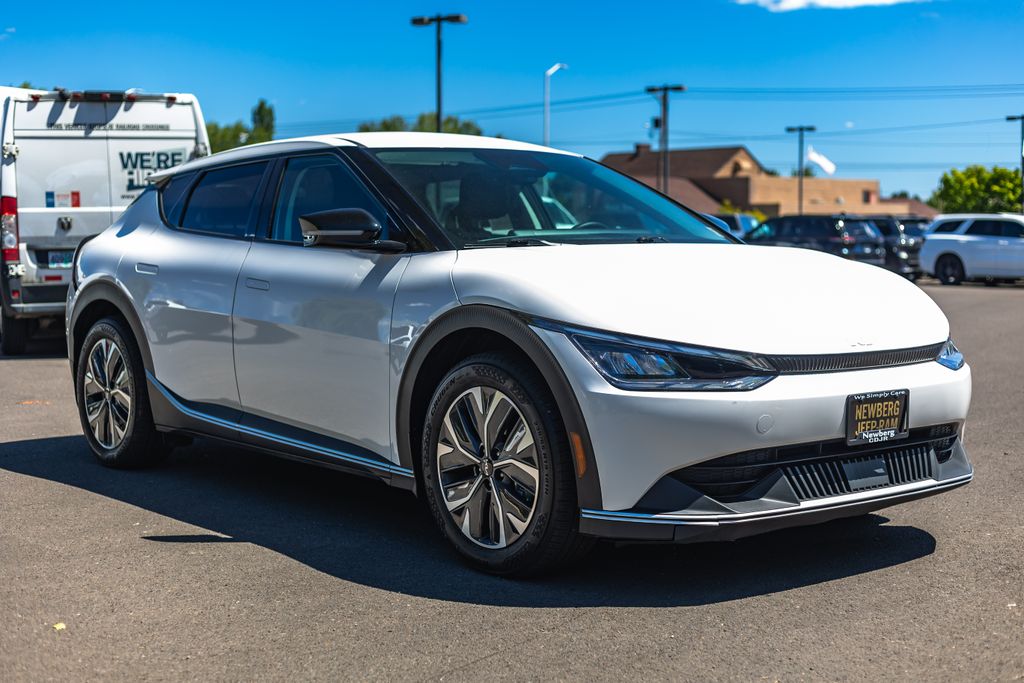 2024 Kia EV6 Light thumbnail 6