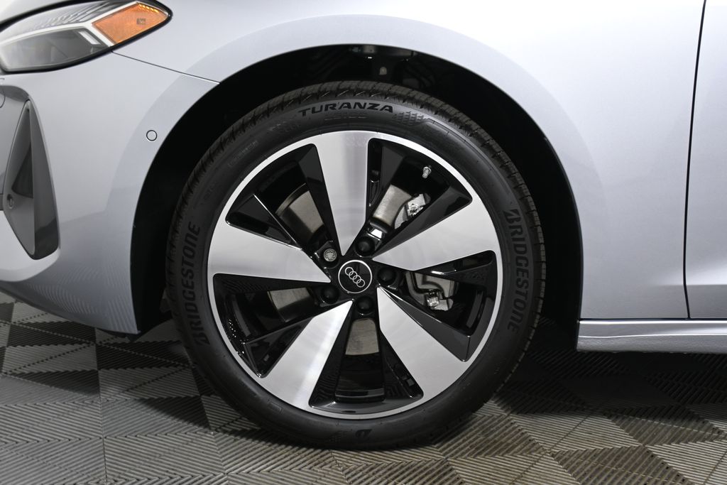 Thumbnail: 2025 Audi A5 - 11