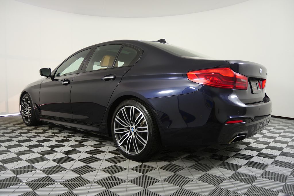2018 BMW 5 Series 530i 5