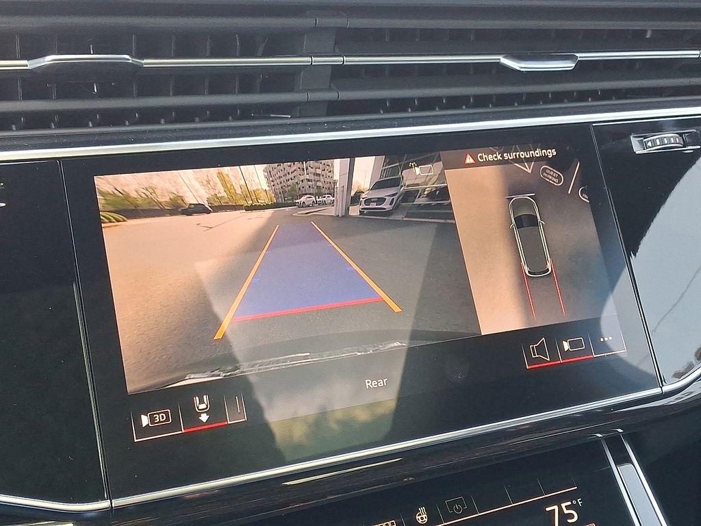 Thumbnail: 2026 Audi Q7 - 15