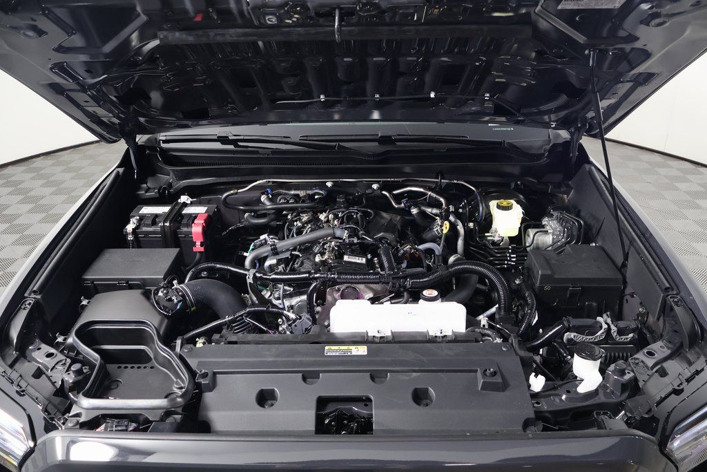 Thumbnail: 2025 Toyota Tacoma - 9