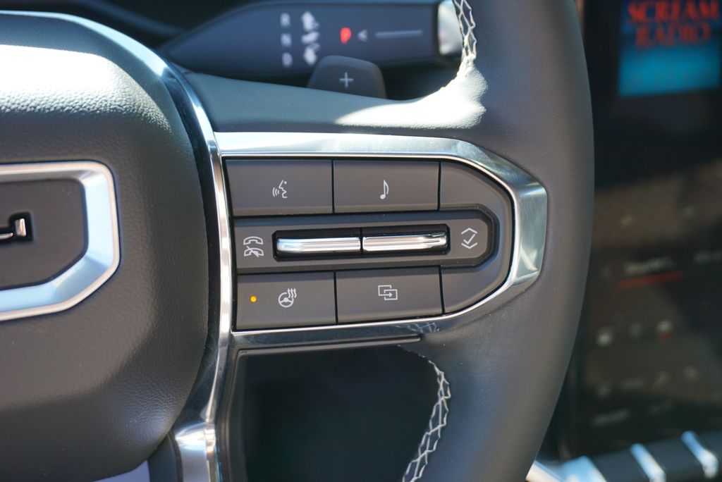 Thumbnail: 2024 GMC Acadia - 28