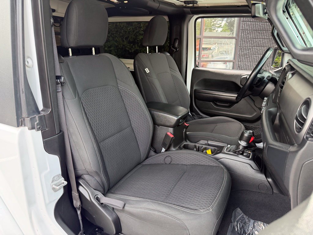 2021 Jeep Wrangler #36