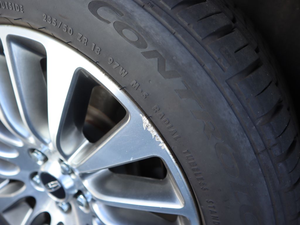 Thumbnail: 2017 Lincoln MKC - 29