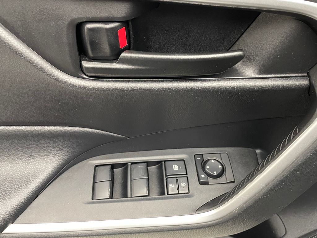 Thumbnail: 2023 Toyota RAV4 - 10