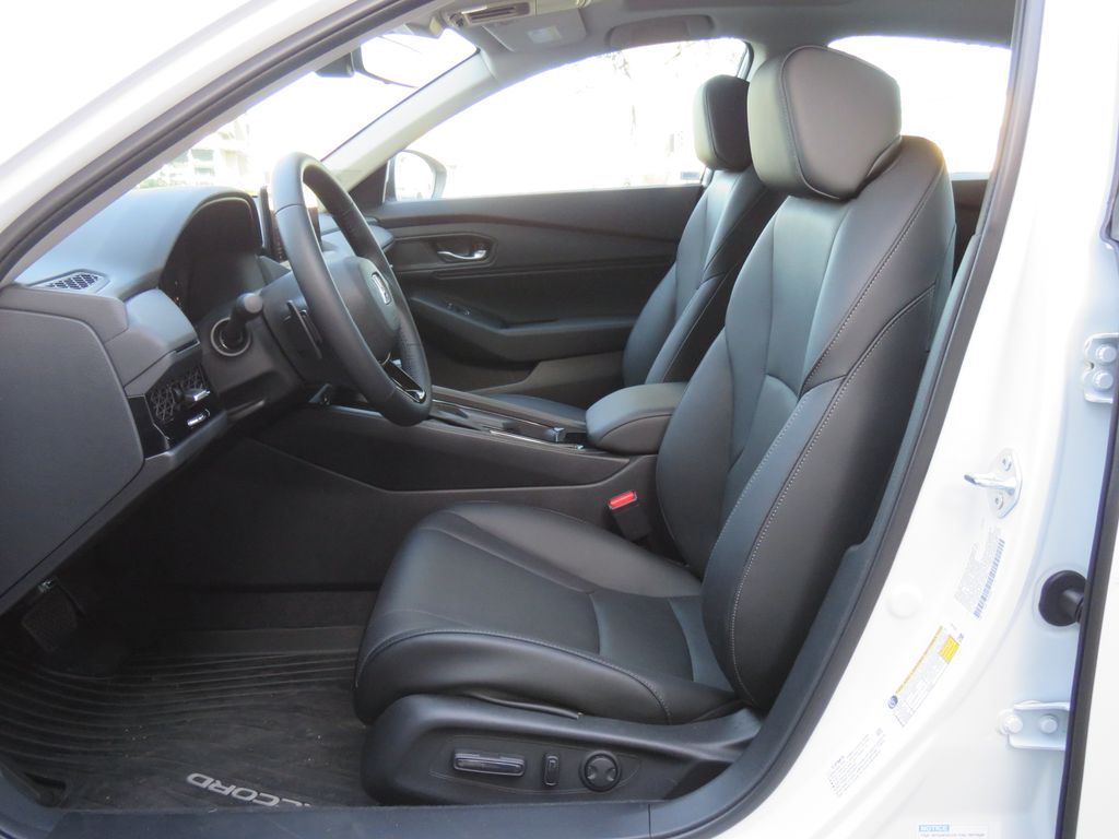 Thumbnail: 2025 Honda Accord - 9