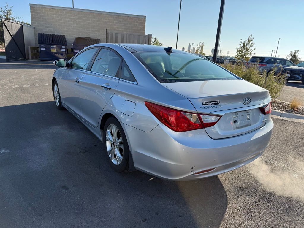 Thumbnail: 2013 Hyundai Sonata - 6