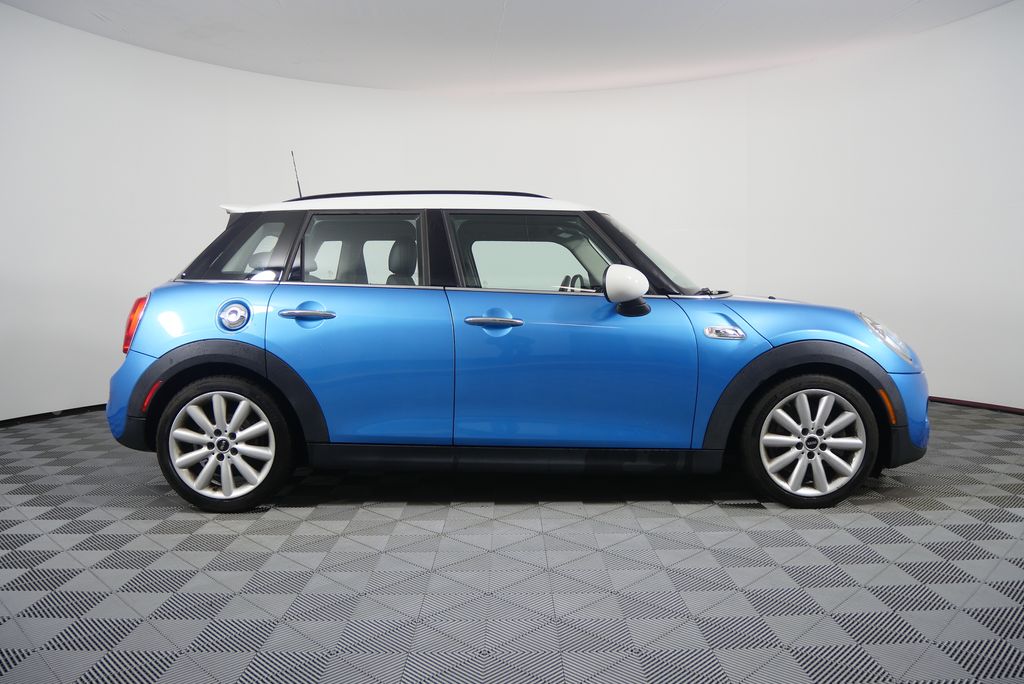 Thumbnail: 2016 MINI Cooper - 2