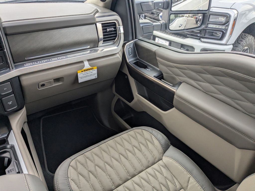 2026 Ford F-350 Platinum