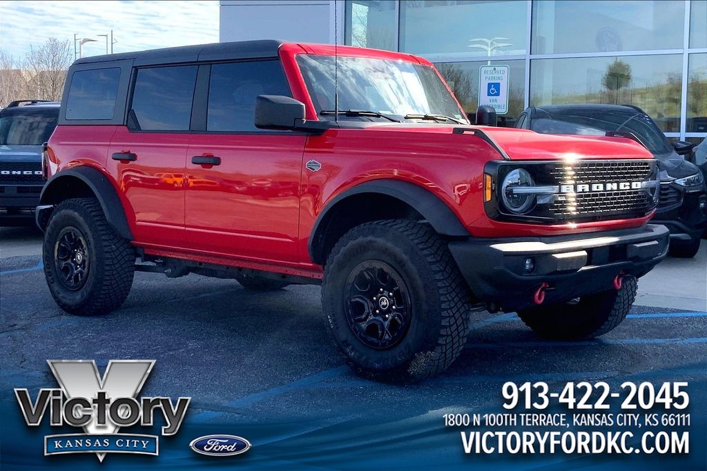 2022 Ford Bronco Wildtrak Advanced 4-Door 4WD