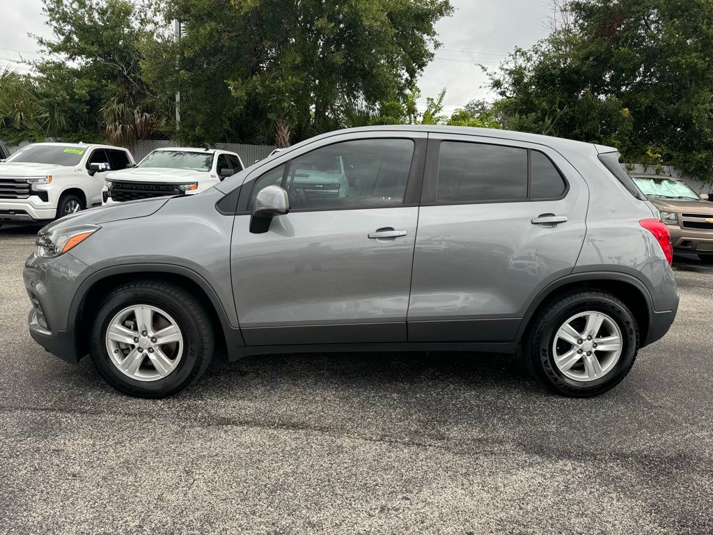 2020 Chevrolet Trax LS 5