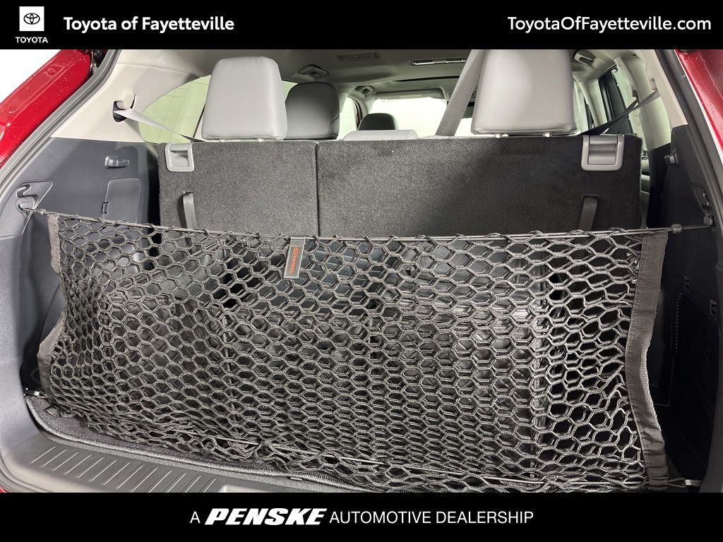 Thumbnail: 2026 Toyota Highlander - 23