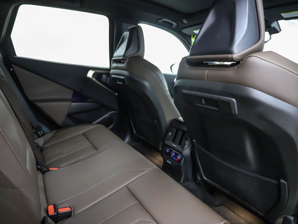 Thumbnail: 2025 BMW X3 - 26