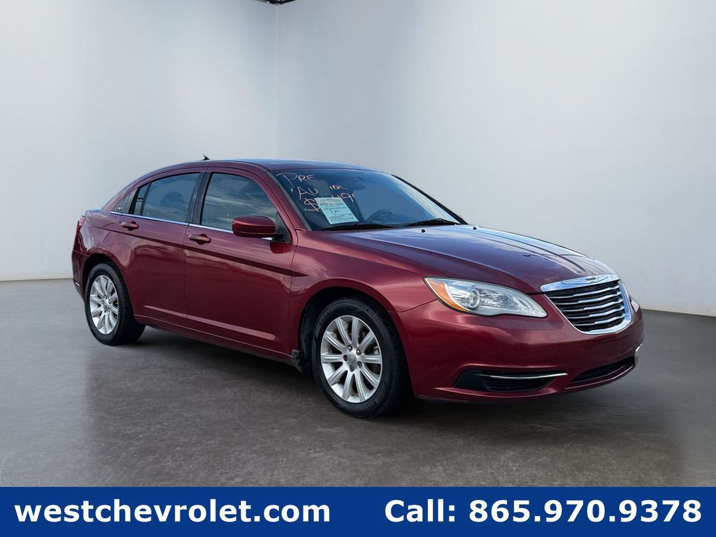 Deep Cherry Red Crystal Pearlcoat 2014 Chrysler 200 Sedan Front-Wheel Drive 6-Speed Automatic