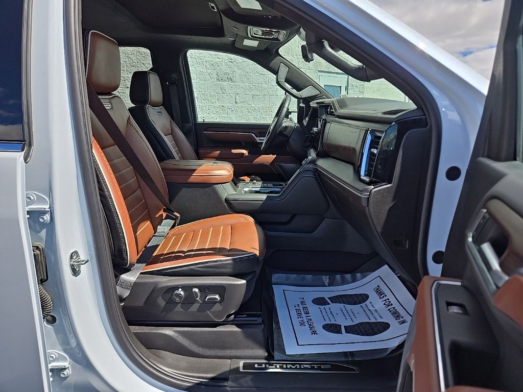 Used 2026 White GMC Denali Ultimate image 54