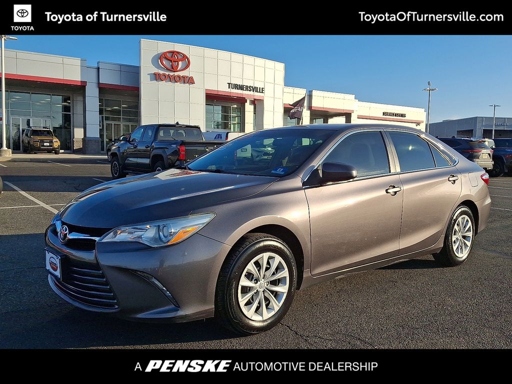 2015 Toyota Camry LE -
                  Turnersville, NJ