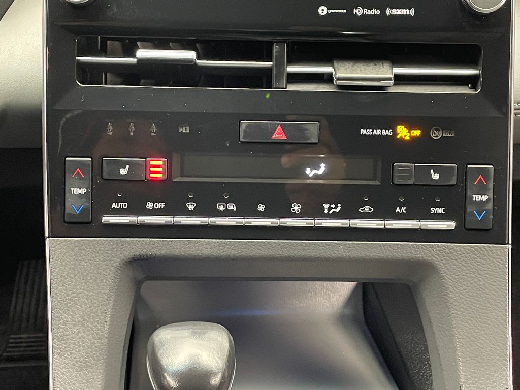 Thumbnail: 2022 Toyota Avalon - 27