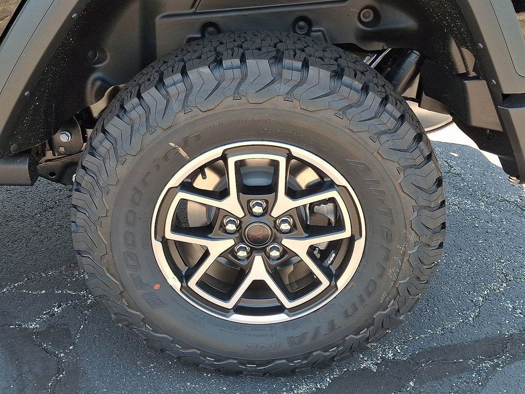 New 2026 Jeep Wrangler SUV