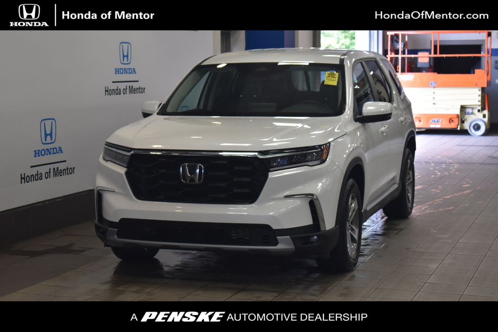 2023 Honda Pilot EX-L Hero Image