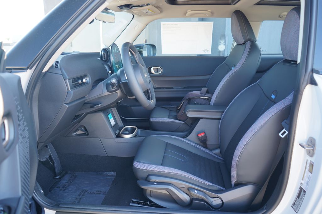 Thumbnail: 2026 MINI Cooper - 6