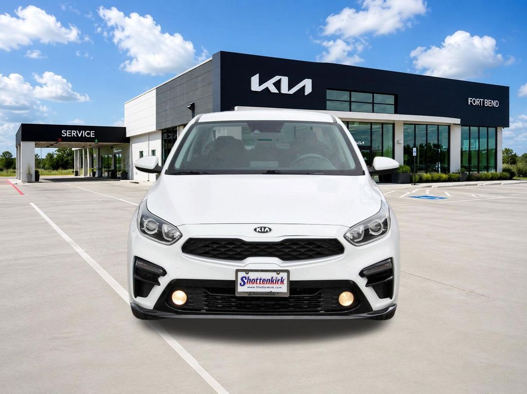 2021 Kia Forte LXS White at Community Toyota