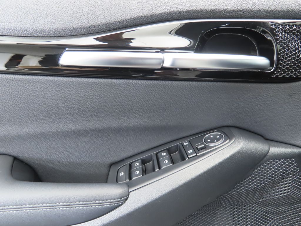 Thumbnail: 2024 Kia Seltos - 24