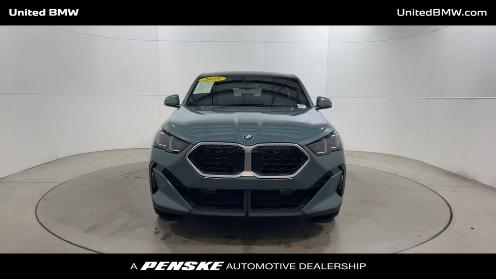 Thumbnail: 2025 BMW X2 - 3