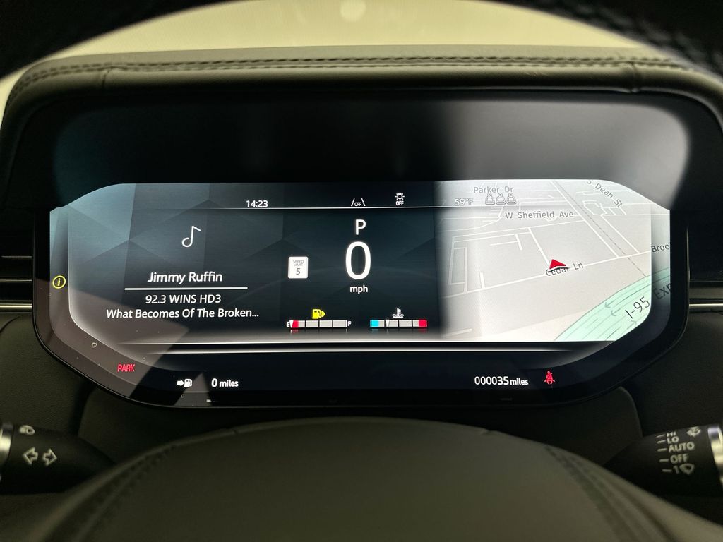 Thumbnail: 2026 Land Rover Range Rover - 16