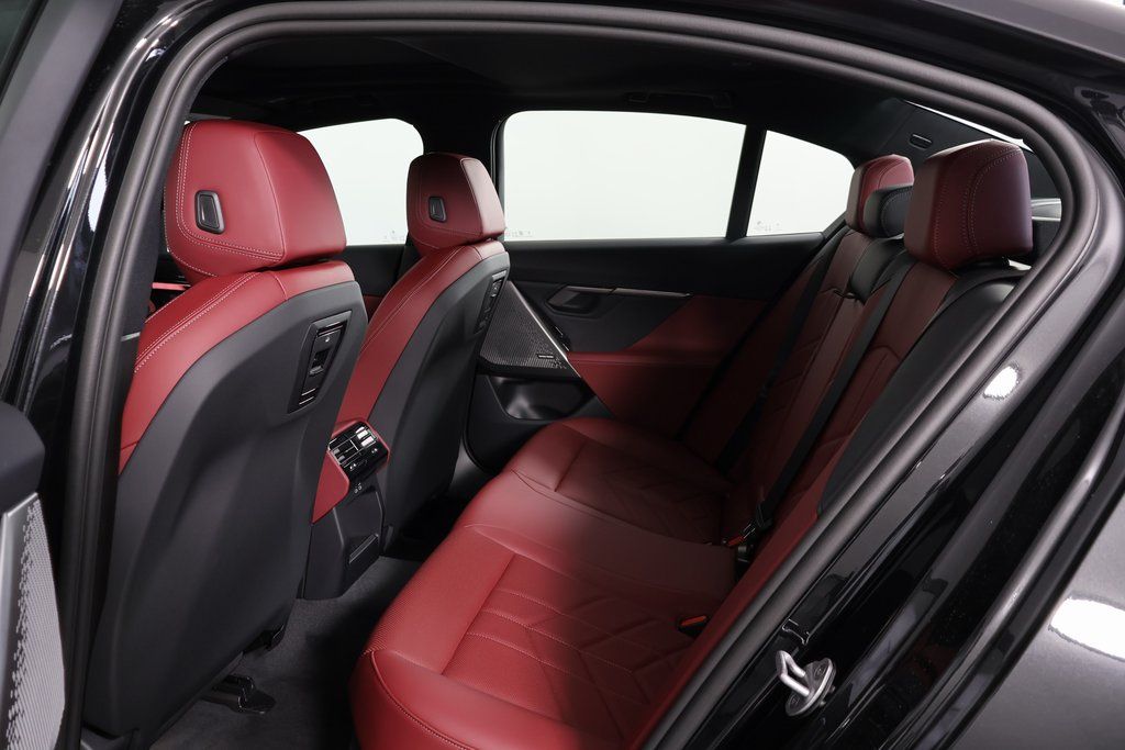 Thumbnail: 2026 BMW 5 Series - 6