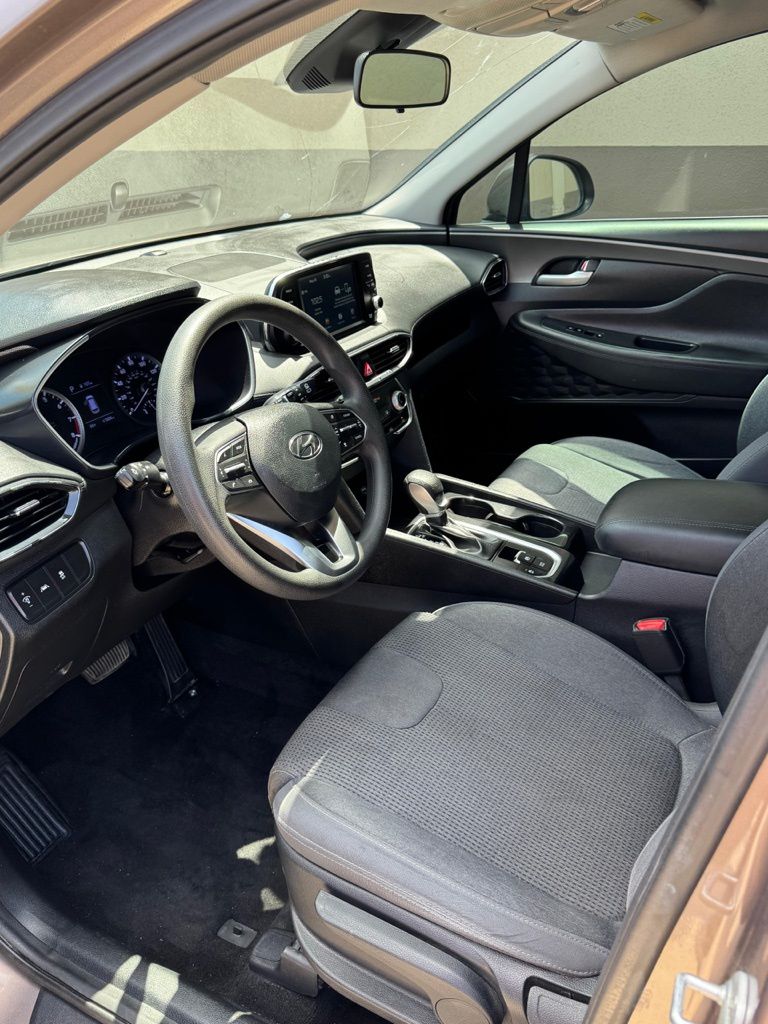 2020 Hyundai Santa Fe SE 19