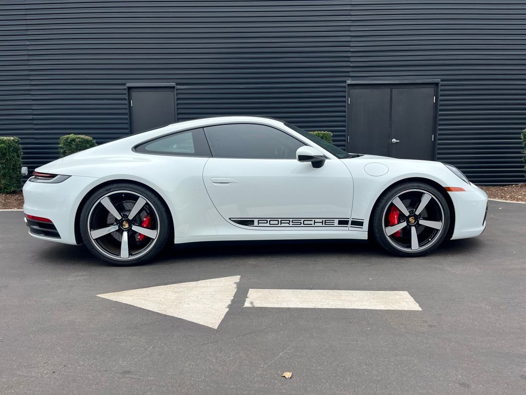 2020 Porsche 911 Carrera S 5