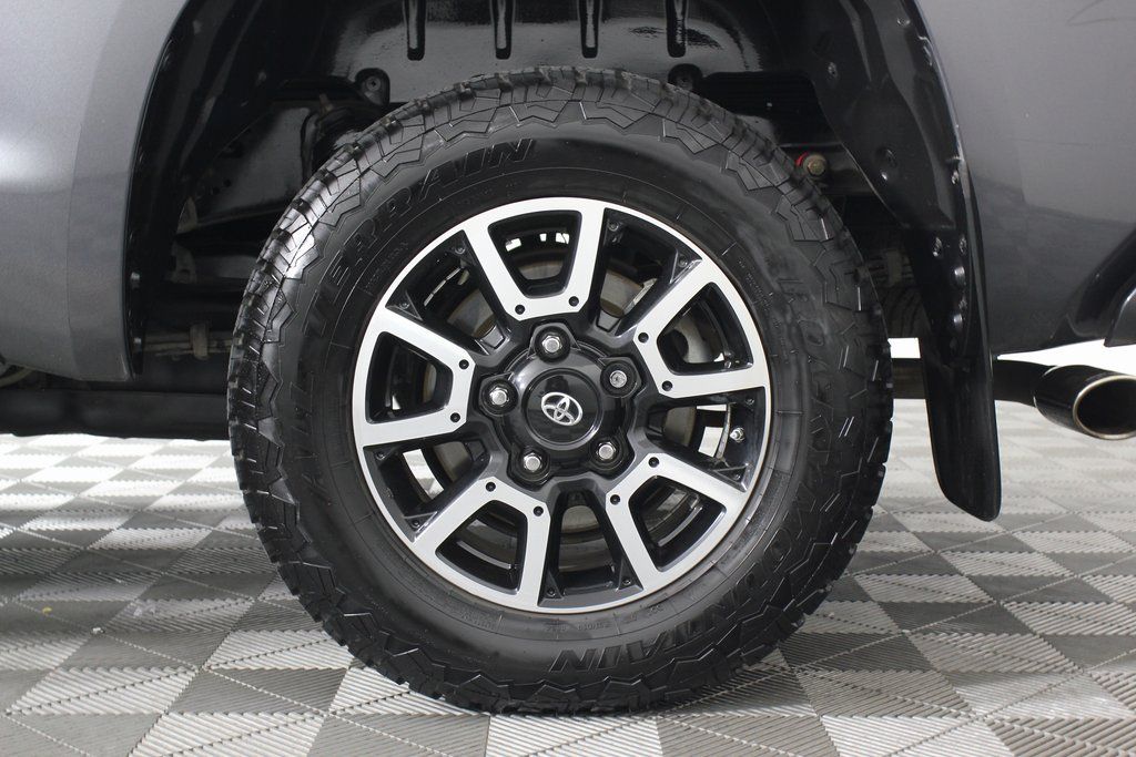 2018 Toyota Tundra SR5 16