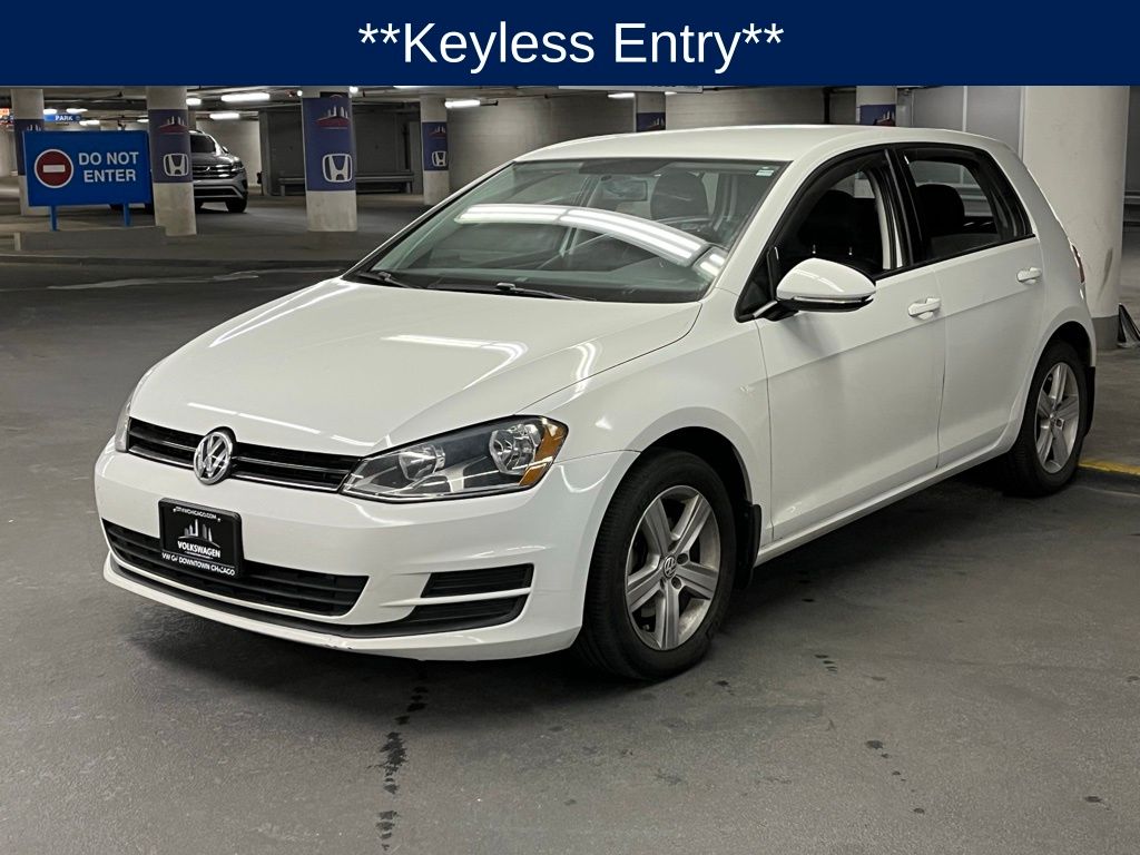 2015 Volkswagen Golf  4