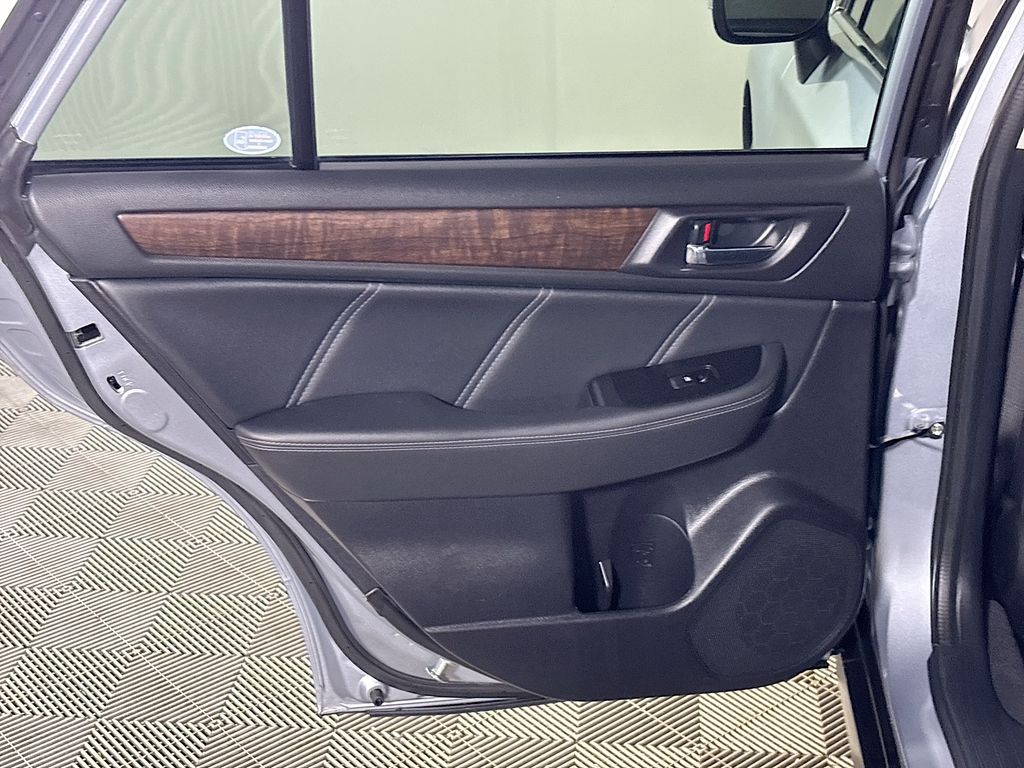 2019 Subaru Outback 2.5i