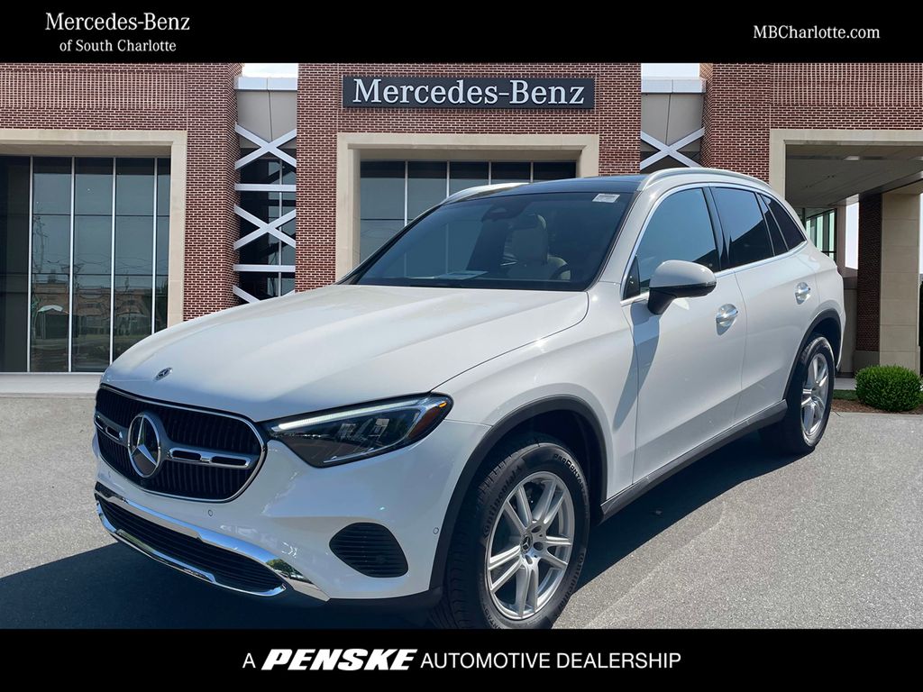 2025 Mercedes-Benz GLC 300 -
                Pineville, NC