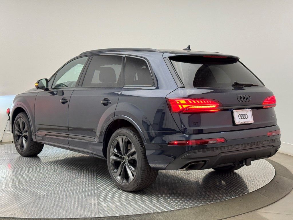2025 Audi Q7  9