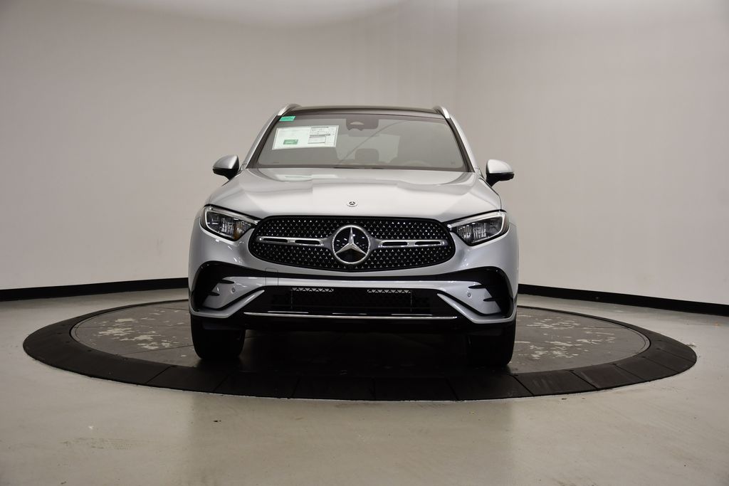 2025 Mercedes-Benz GLC 350 8