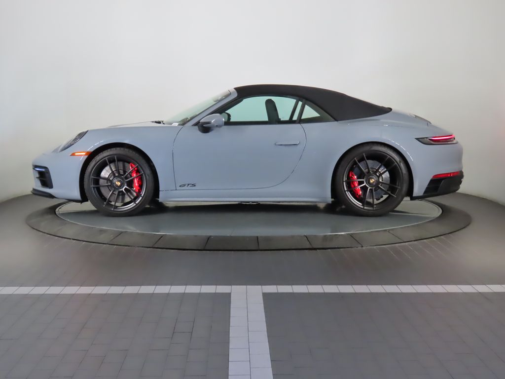 2024 Porsche 911 Carrera GTS 2