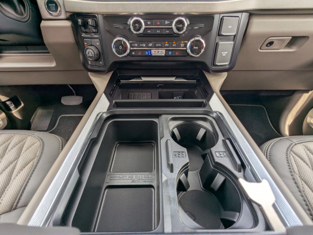 2025 Ford F-250 Platinum