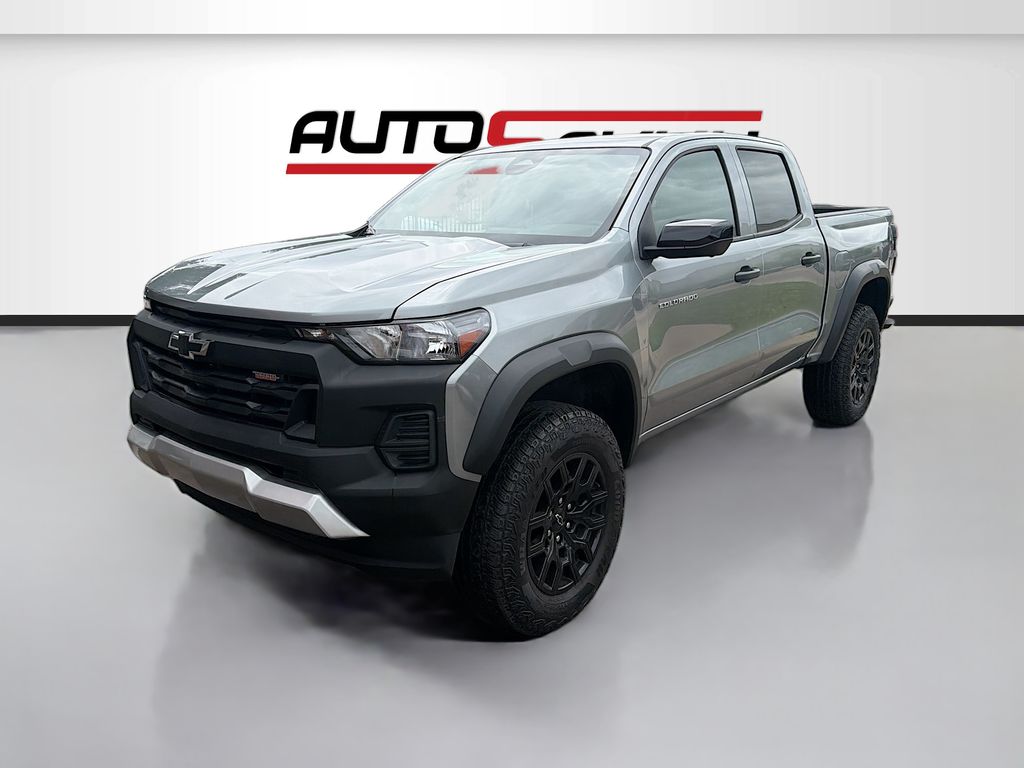 View vehicle photo 3