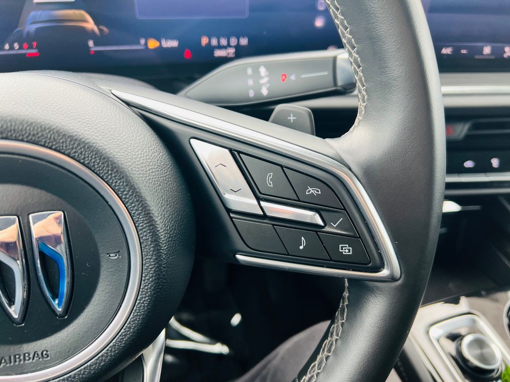 Thumbnail: 2025 Buick Envision - 22