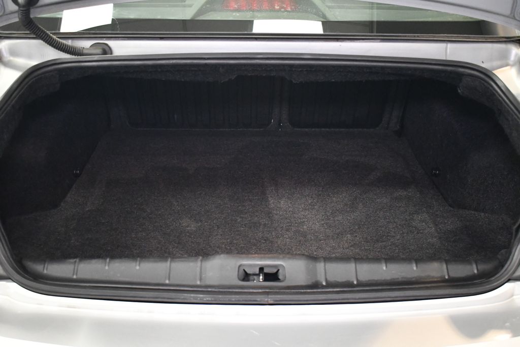 Thumbnail: 2009 Chevrolet Malibu - 5