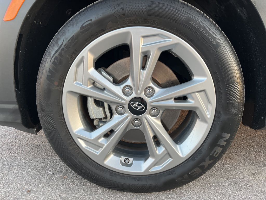 Thumbnail: 2023 Hyundai Kona - 12